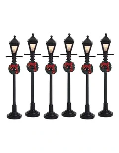 Gas Lantern set of 6 Figurine