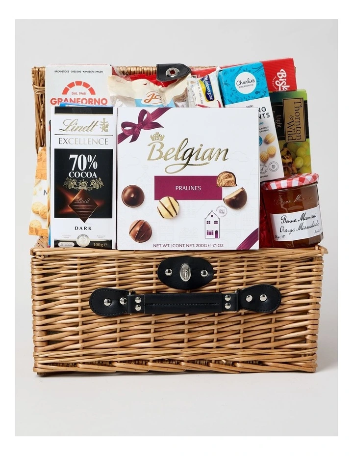 Picnic Basket Hamper image 2