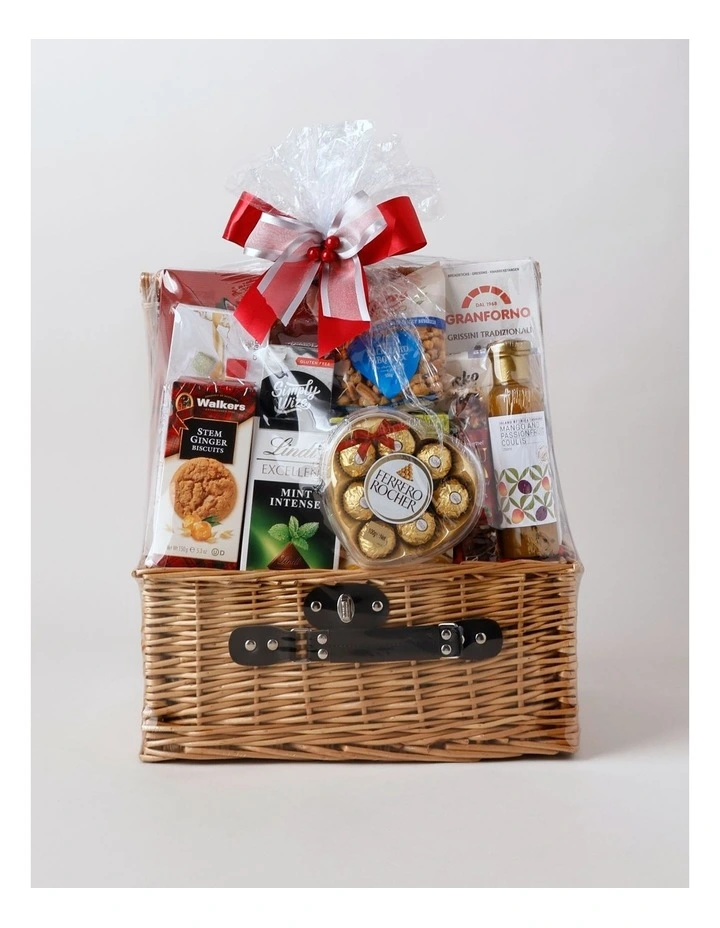 Picnic Basket Hamper image 2