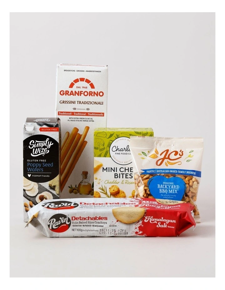 Picnic Basket Hamper image 6