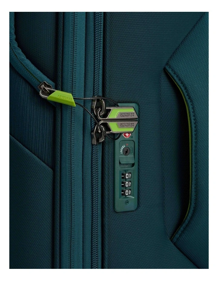 Applite 5 72cm Spinner Suitcase in Varsity Green image 5