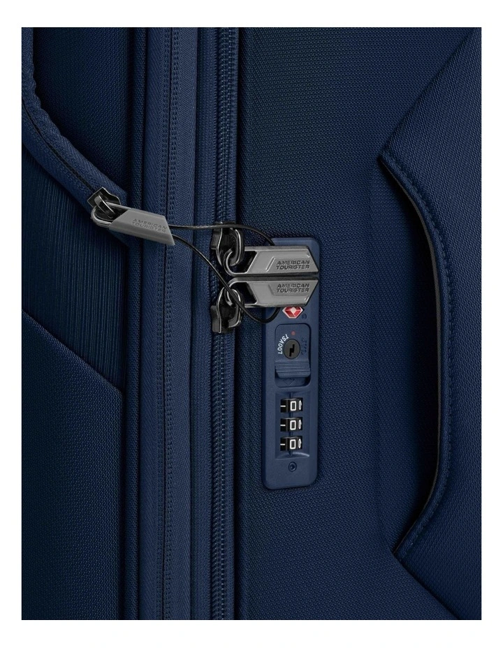 Applite 5 55cm Spinner Suitcase in Navy image 4