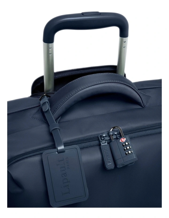 Plume Medium Trip Suitcase 63cm in Blue image 5