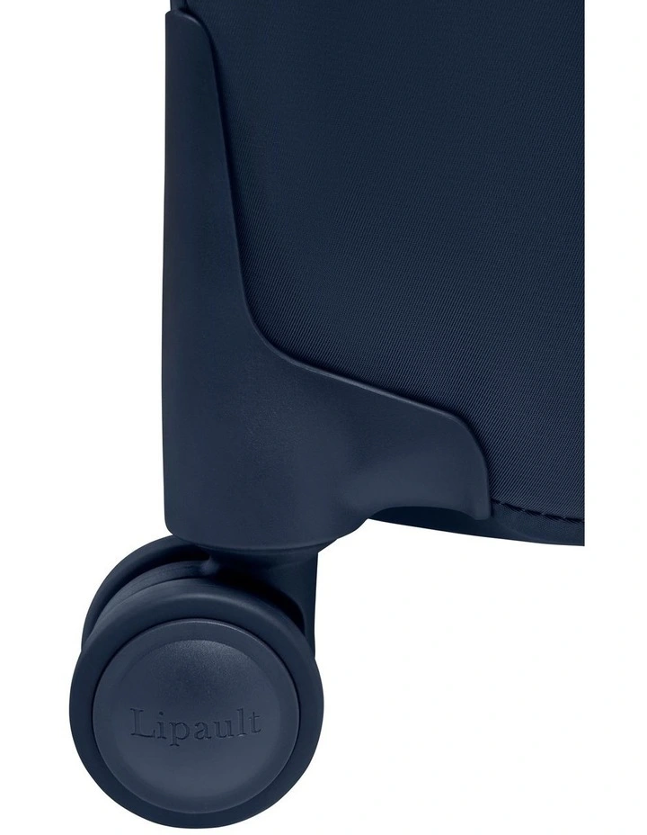 Plume Medium Trip Suitcase 63cm in Blue image 6