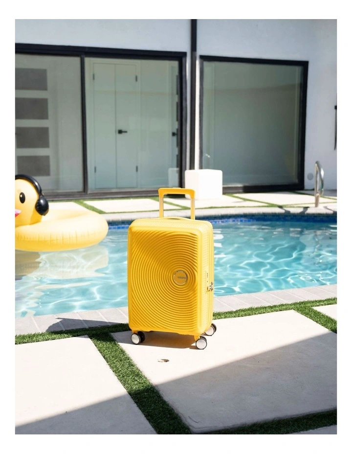Curio 2 80cm Spinner Suitcase in Golden Yellow image 7