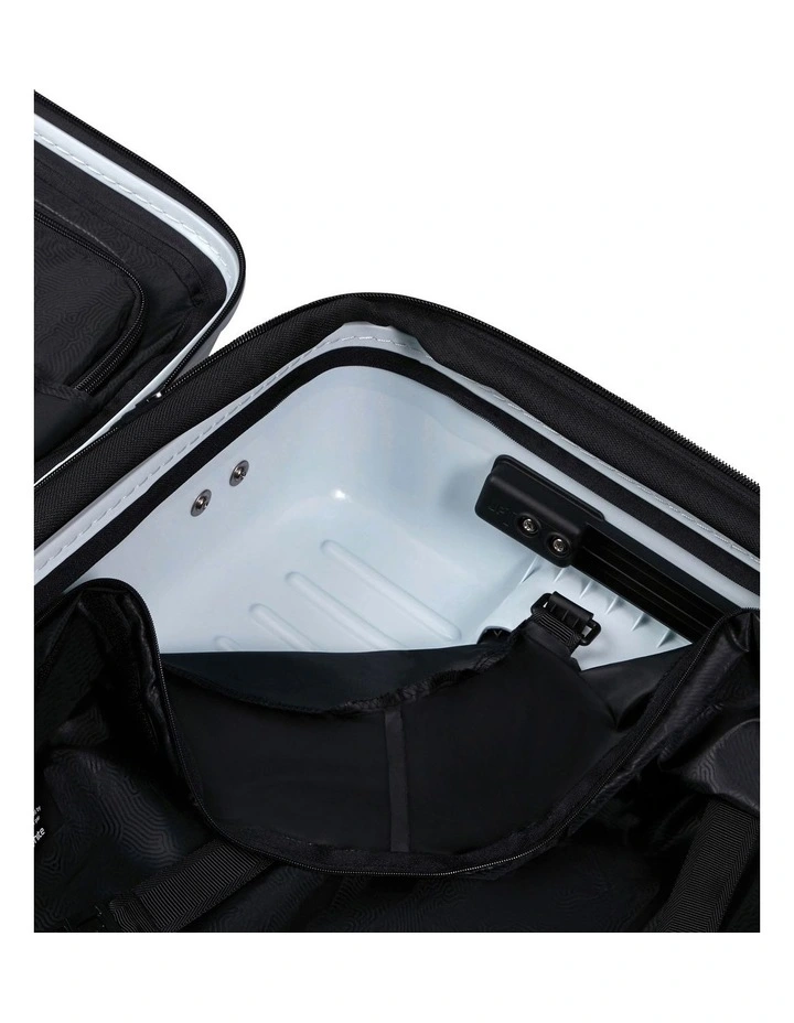 Restackd Suitcase Expandable Suitcase 75cm in Glacier image 5