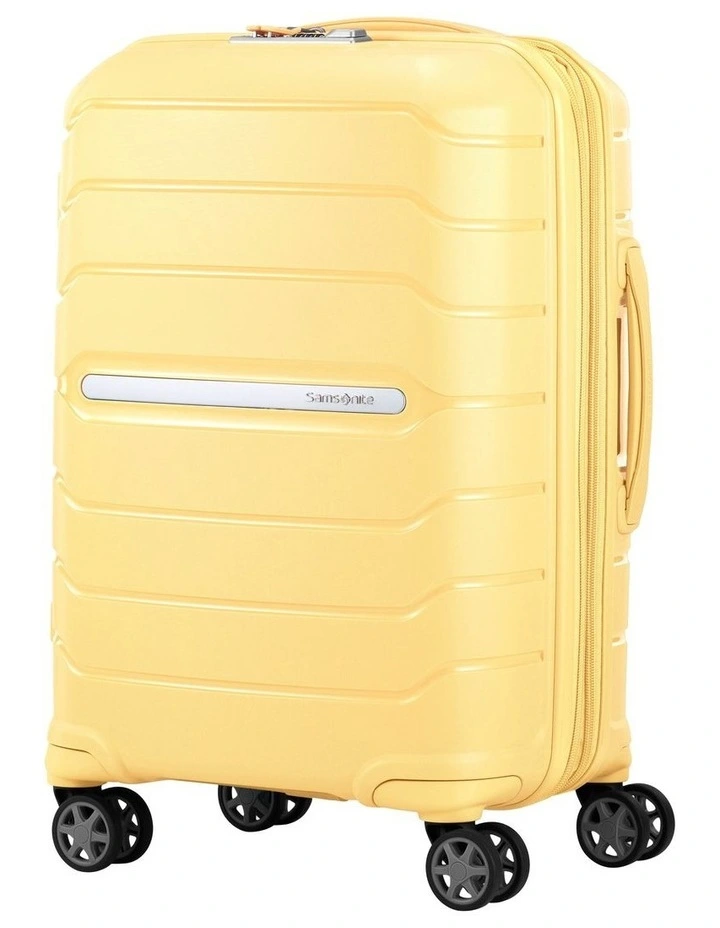 Oc2lite Expandable Carry-on Suitcase 55cm in Yellow image 2
