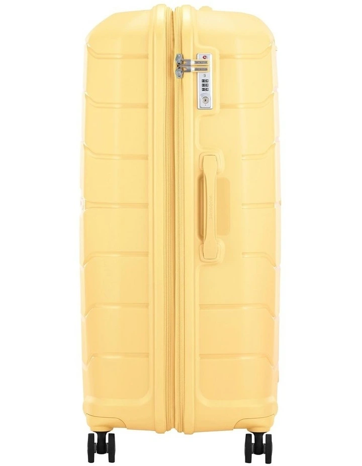 Oc2lite Expandable Suitcase 81cm in Yellow image 3