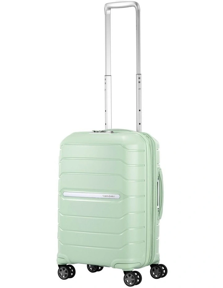 Oc2lite Expandable Carry-on Suitcase 55cm in Green image 6