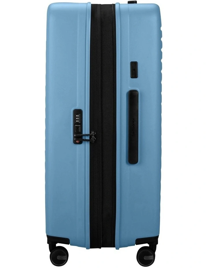 Restackd Expandable Suitcase 75cm in Blue image 2