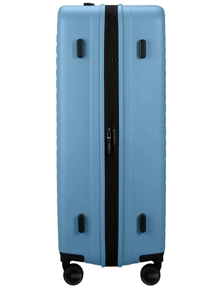 Restackd Expandable Suitcase 75cm in Blue image 4