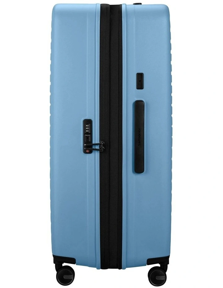 Restackd Expandable Suitcase 81cm in Blue image 2