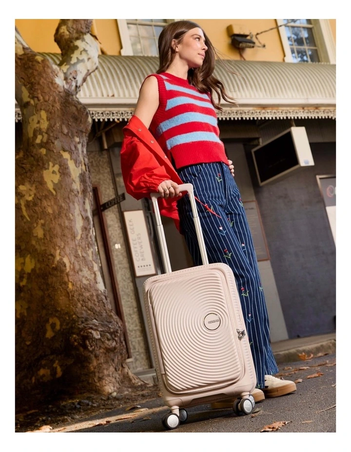 Curio Book Opening Medium Suitcase Expandable (68cm) in Dusty Pink image 7