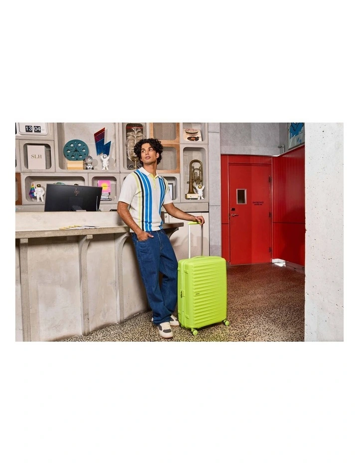 Fastforward Expandable Spinner Suitcase 68cm in Neon Lime image 7