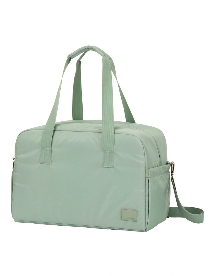 Groove Medium Duffle Bag in Urban Green image 2