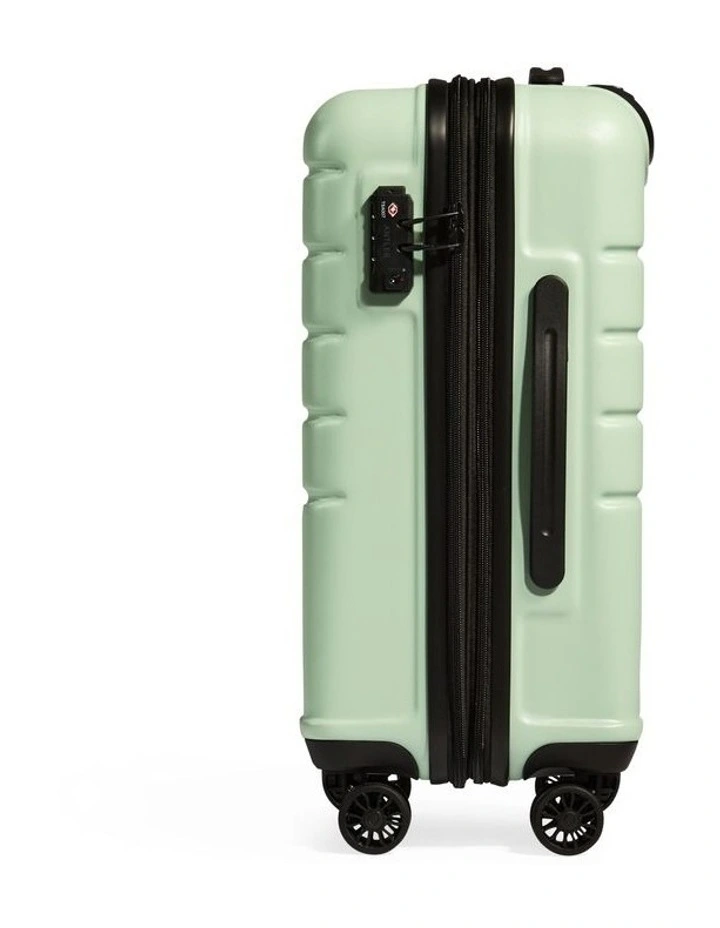 LOGO B1 4W Expandable Carry On Hardcase Suitcase in Aspen Green image 4