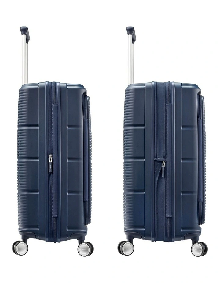 Paralux Medium 67cm Exp Spin Suitcase in Mignight Navy image 3