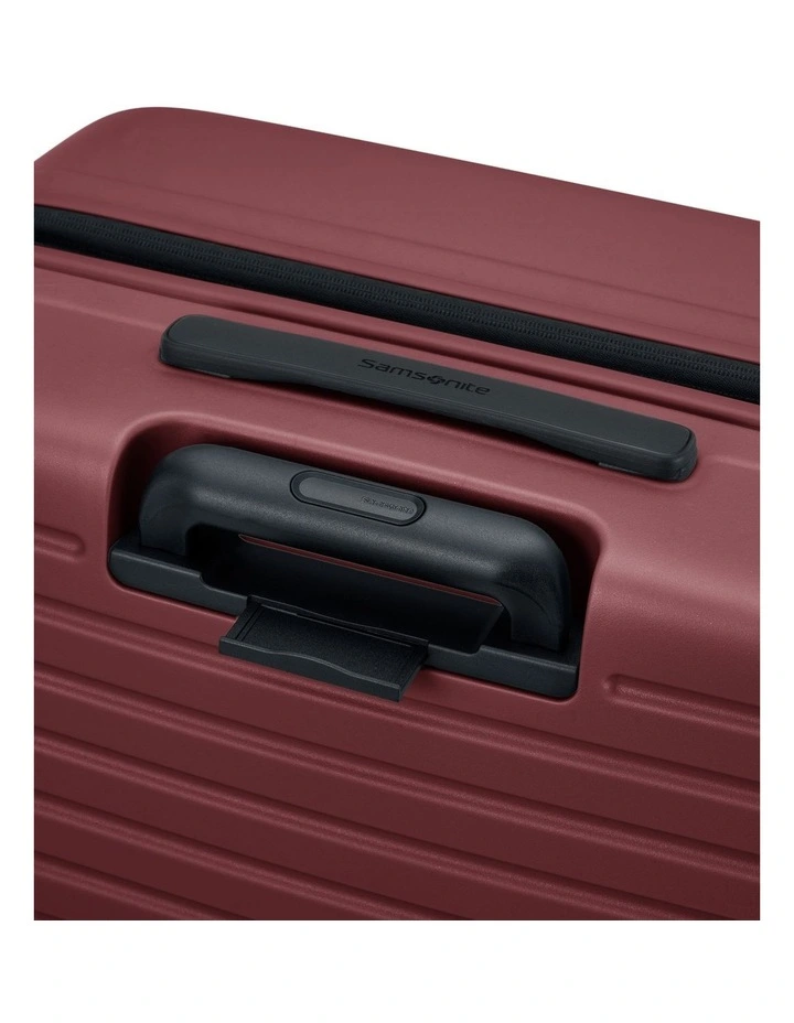 Restackd Spinner 81cm Expandable Suitcase in Bordeaux image 7