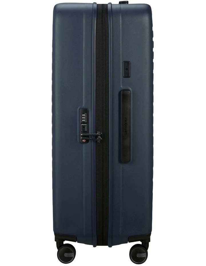 Restackd Spinner 75cm Expandable Suitcase image 2