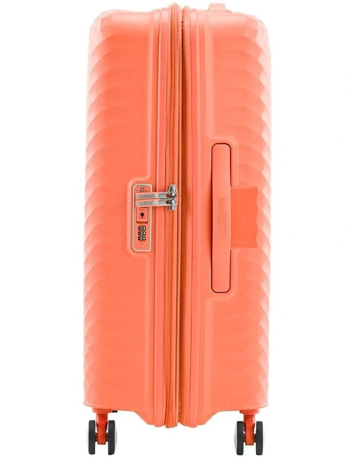 Squasem Spinner 66cm in Bright Coral image 3