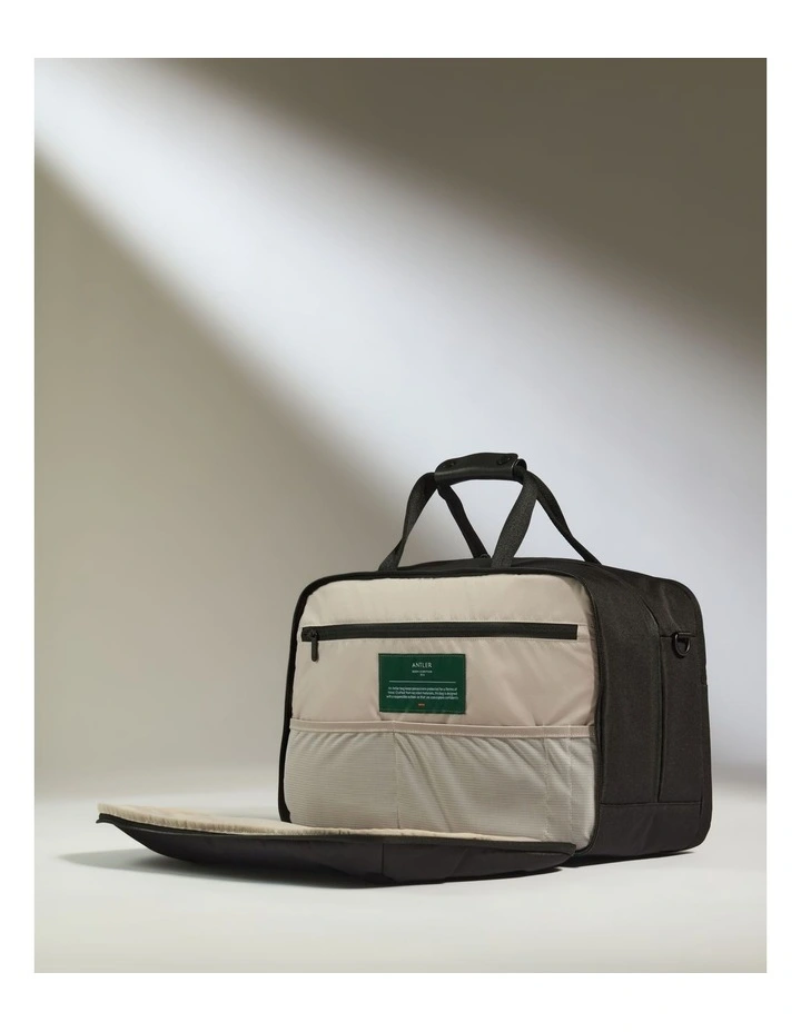 Urban Light Overnight Bag 4745124087 in Black image 2