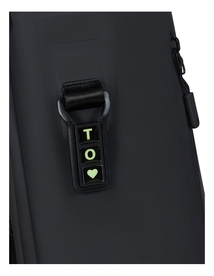 Coatify Biz Rolltop Backpack 15.6" in Black image 7