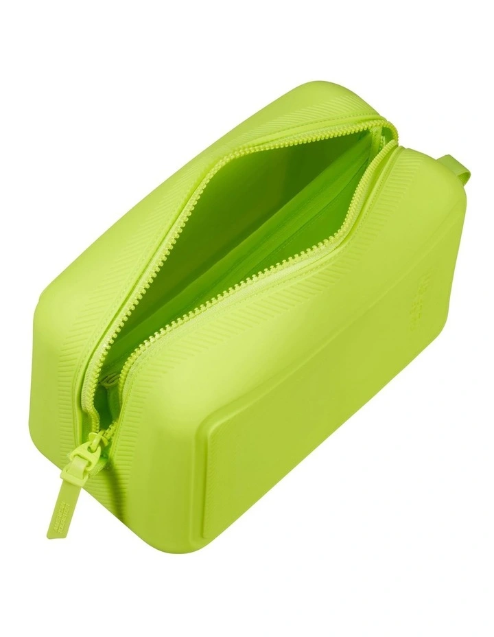 Wash Bag UG27 in Lime image 6