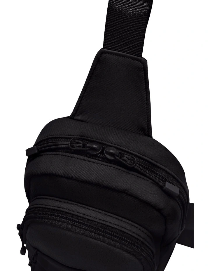 Citypack Sling Bag in Black image 5
