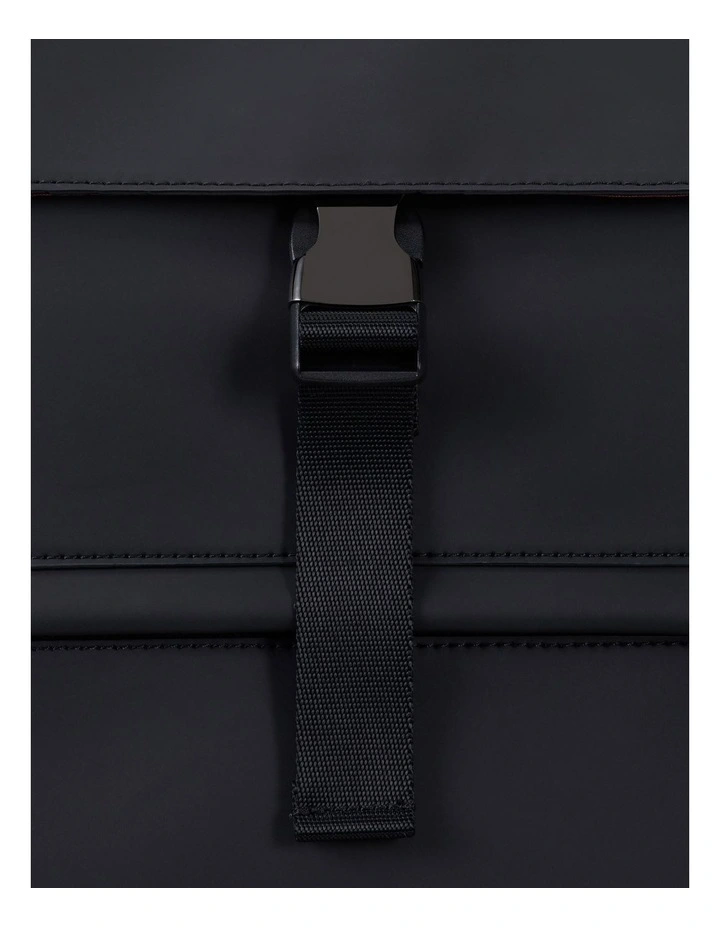 Lost In Berlin Cargo 2.0 Backpack in Black image 5