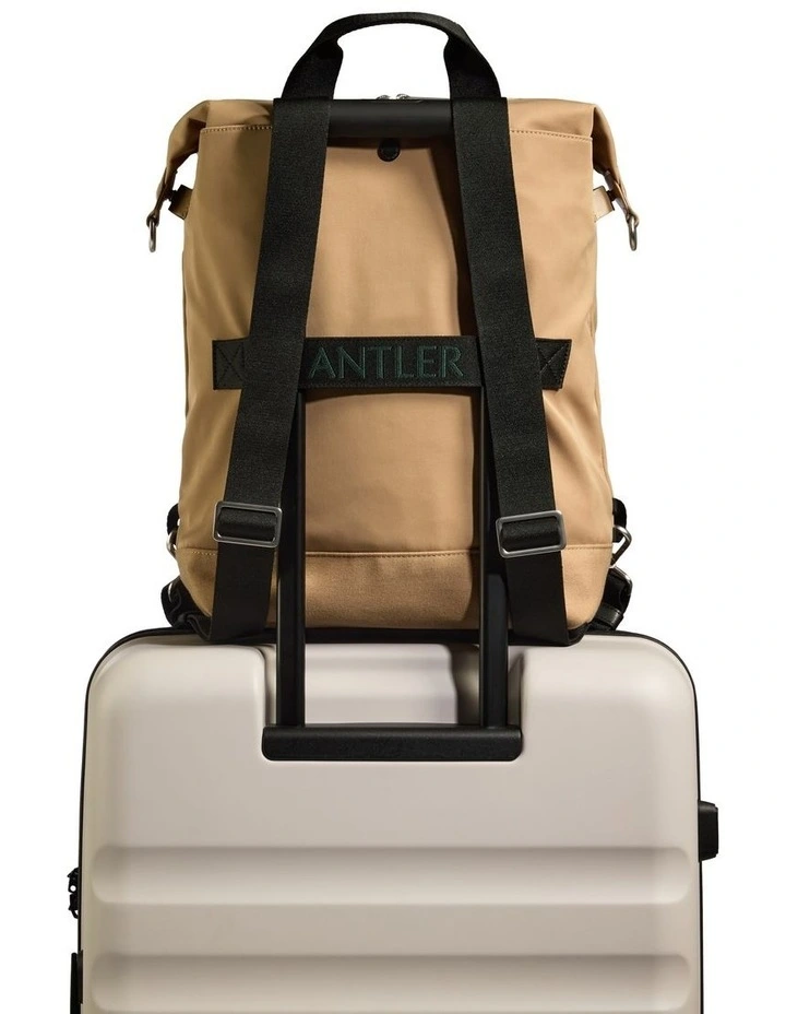 Icon Collection Tote Backpack in Sand 4752146084 image 4