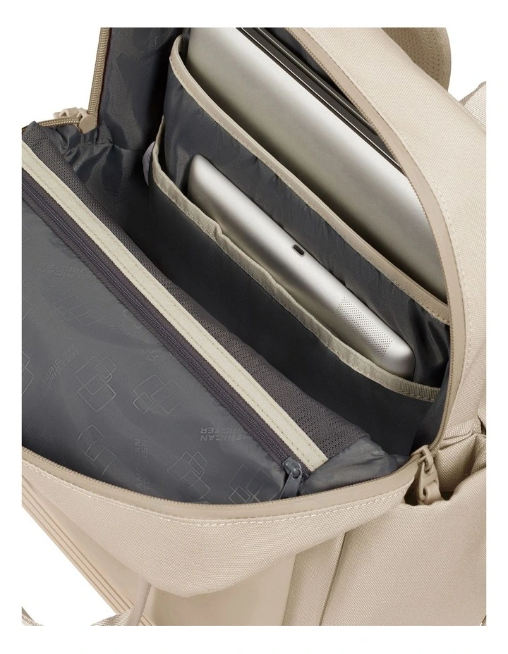 Soulpack Business Backpack Tote in Beige image 5