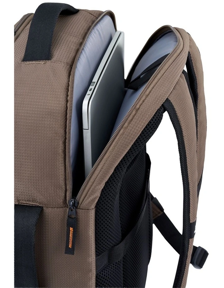 Ultimate Access 4 DLX Travel Backpack in Bronze image 6