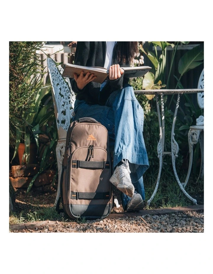 Ultimate Access 4 DLX Travel Backpack in Bronze image 7