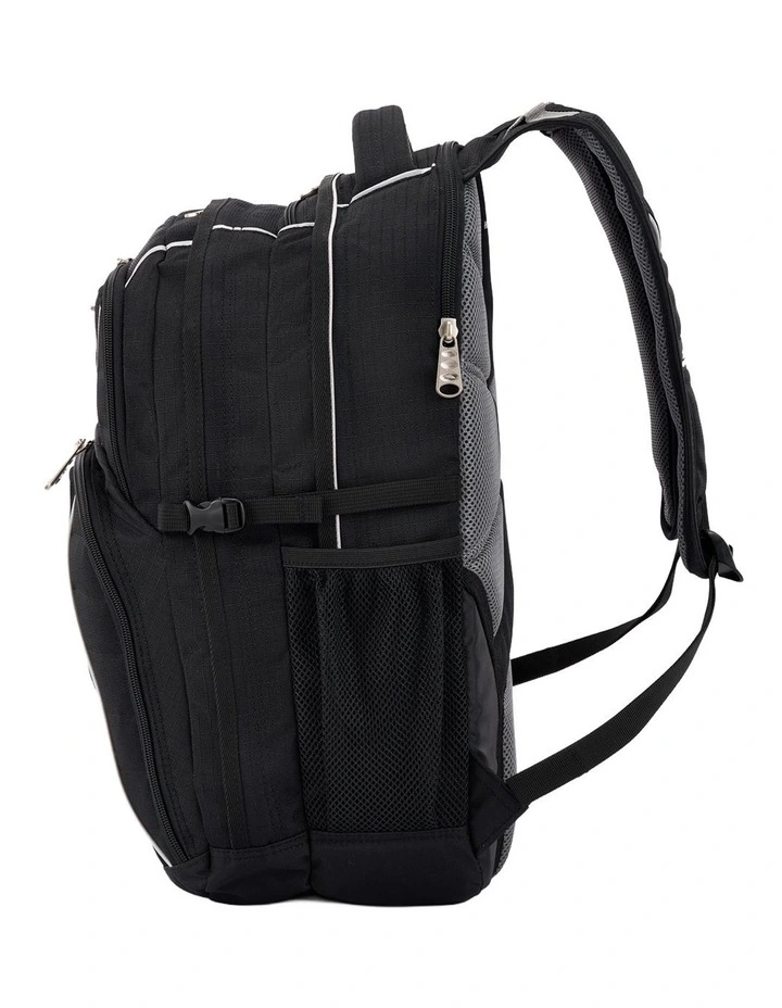 Swerve Daypack in Black image 2