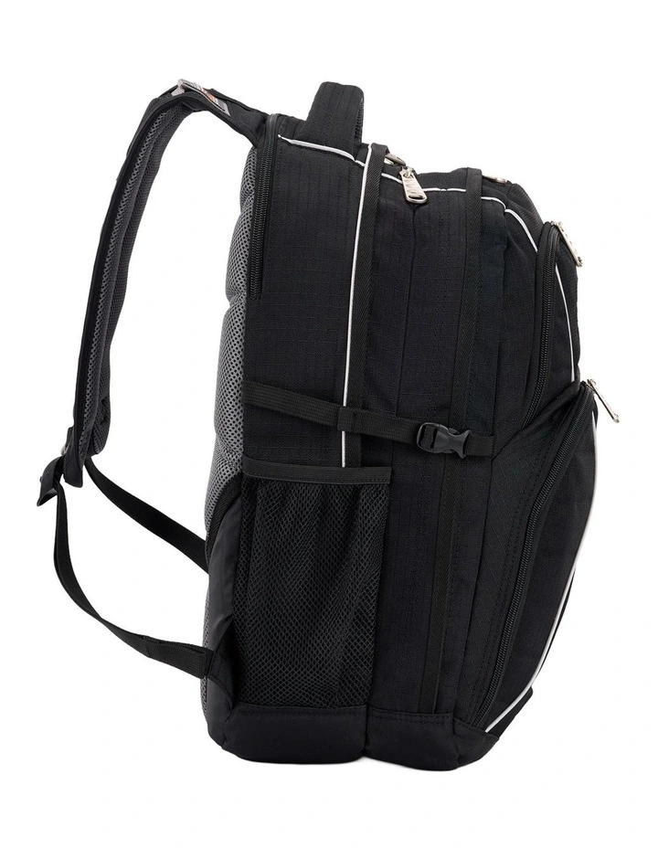 Swerve Daypack in Black image 4