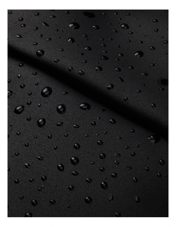 Lost In Berlin 24H 2.0 Duffle Bag in Black image 3
