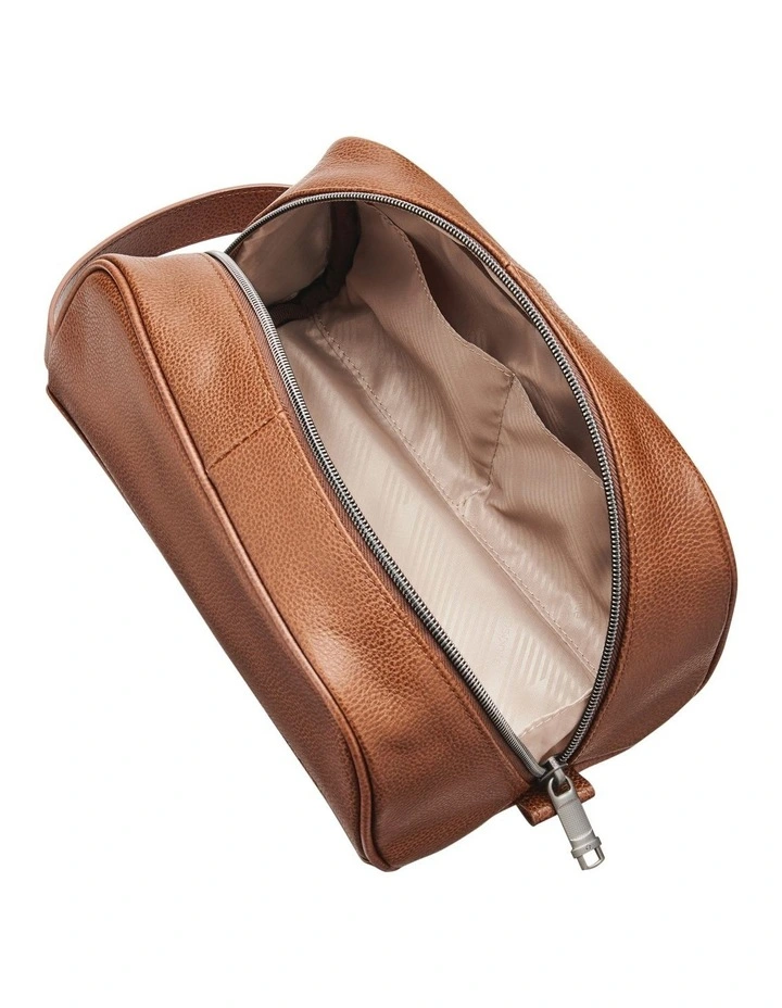 Classic Leather Travel Kit in Cognac Brown image 5