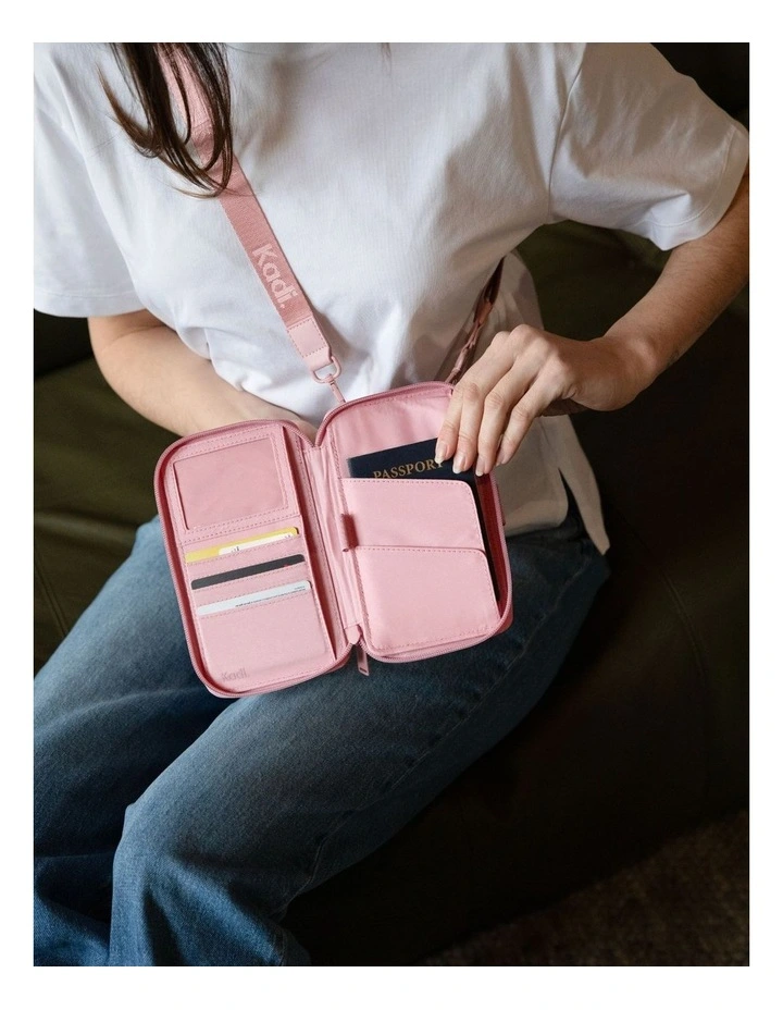 Travel Wallet in Dusty Pink TTIK-42-K image 2