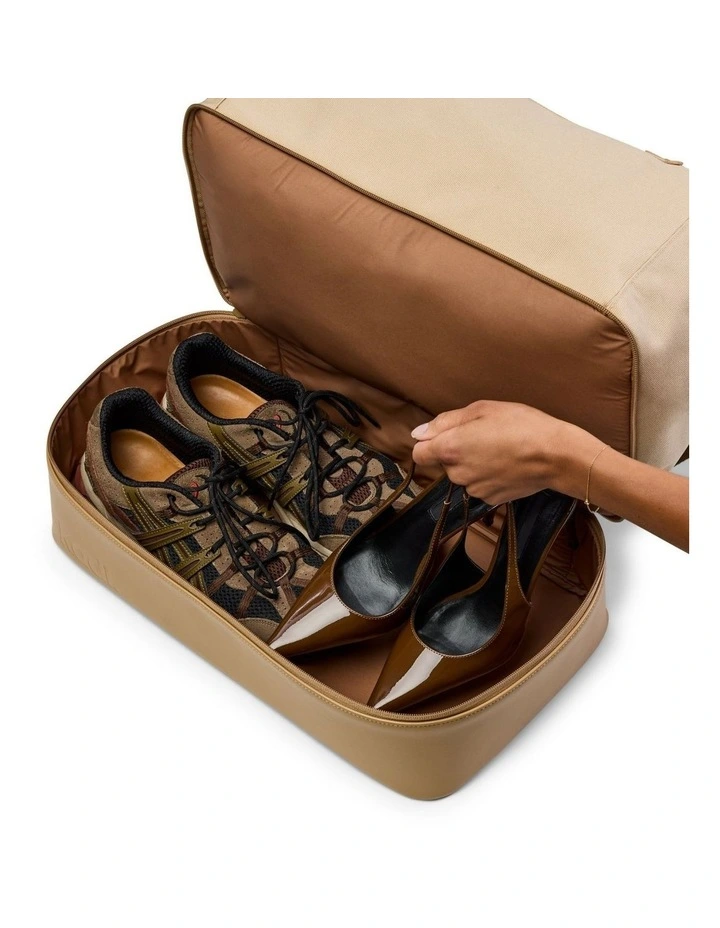 Long Weekender in Trench image 4