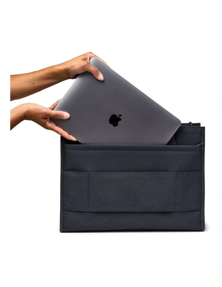 Commuter Tote in Charcoal image 4