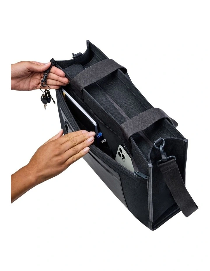 Commuter Tote in Charcoal image 7