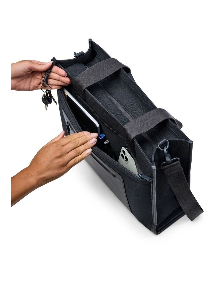 Commuter Tote in Charcoal image 7