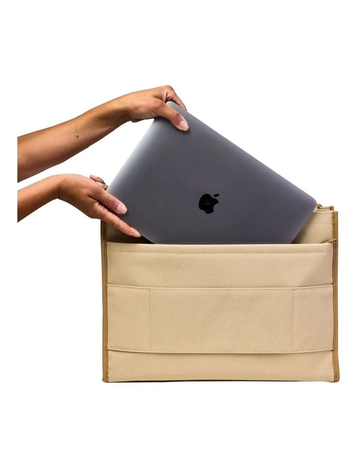 Commuter Tote in Trench image 4