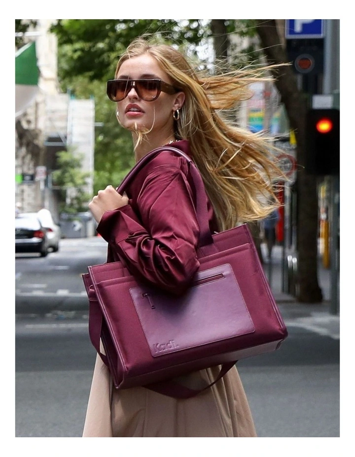 Commuter Tote in Plum image 2