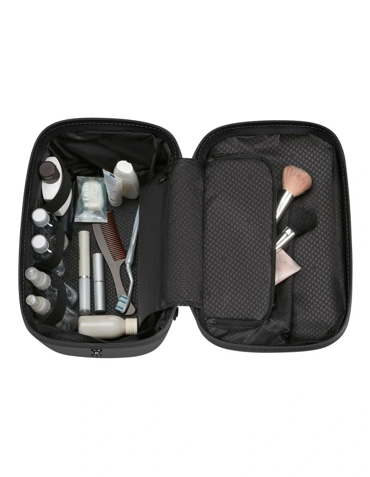 Stackd Beauty Case in Black image 6