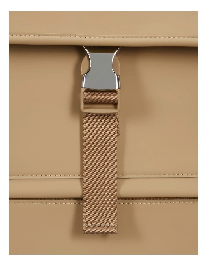 Lost In Berlin Cargo Backpack 2.0 in Sandstone image 6