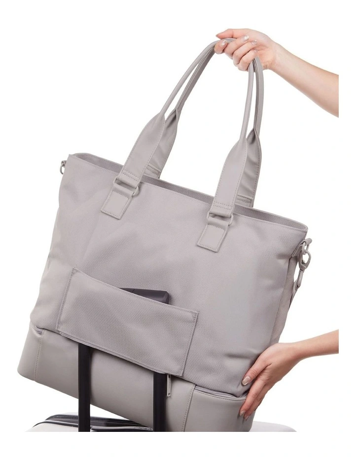 The Weekender in Pebble image 7