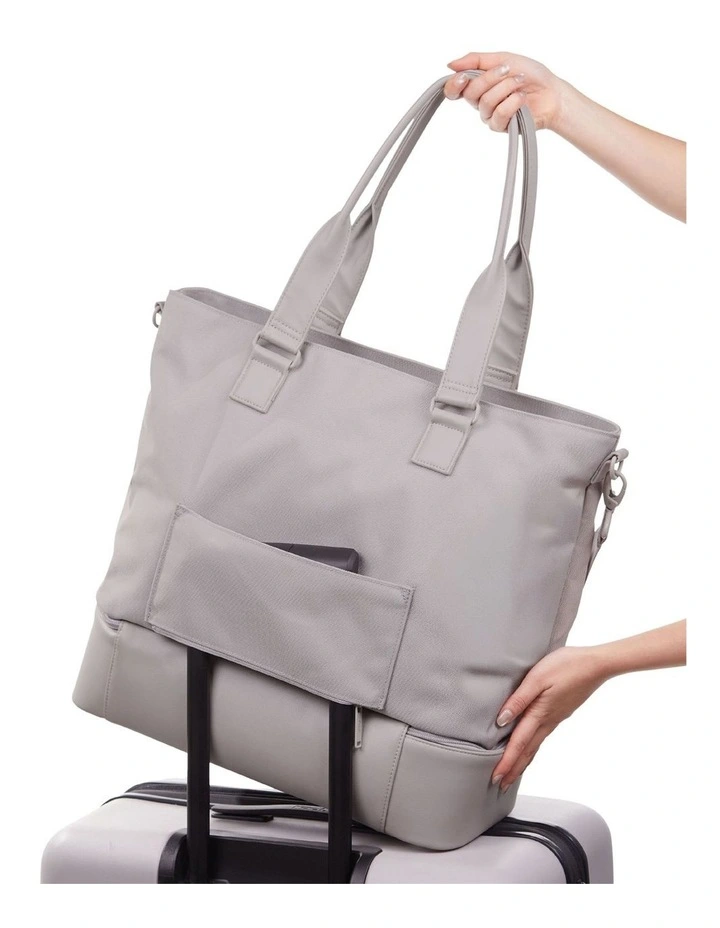 The Weekender in Pebble image 7