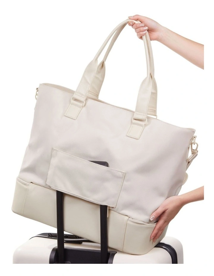 The Long Weekender in Ivory image 4