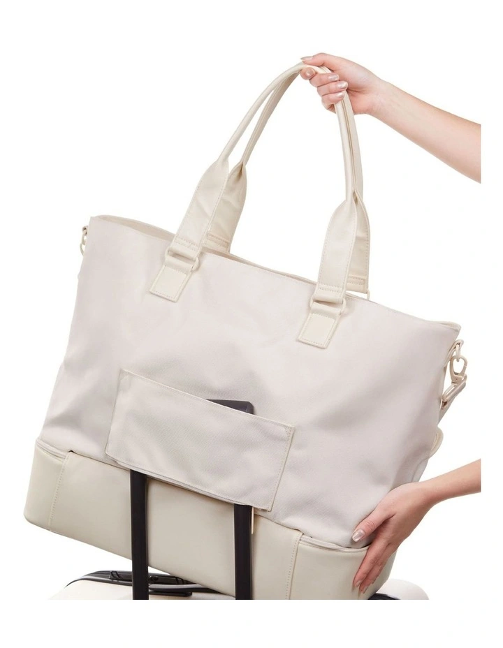 The Long Weekender in Ivory image 7